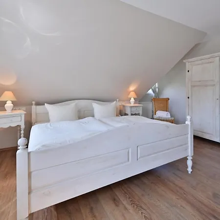 - 7 Appartement Vilmnitz